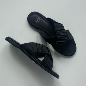 NEW Eileen Fisher Cross Flat Sandal
